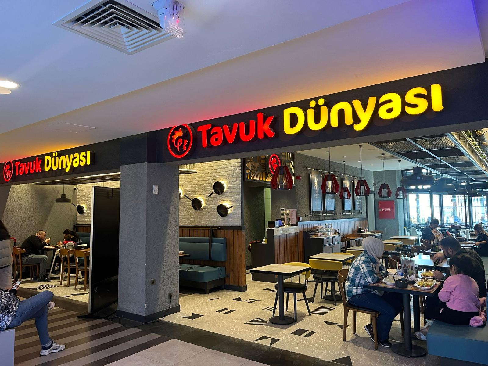 Tavuk Dünyası (Uşak Karun AVM)